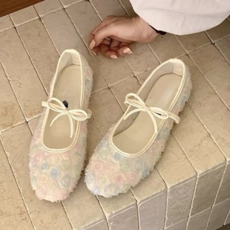 Women'S Fashion Spring Summer 2026 - รองเท้าแมรี่เจนตาข่ายลายกุหลาบจีนแบบใหม่ รุ่นอ่อนโยน ประจำฤดูใบไม้ผลิและฤดูร้อนปี 2026 พร้อมโบว์น่ารัก พื้นรองเท้านุ่ม