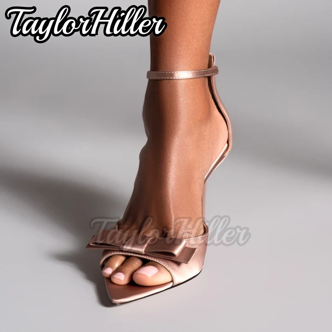 Women'S Fashion Spring Summer 2026 - รองเท้าส้นสูงแบบผูกโบว์สีชมพูอ่อน ปลายแหลม ผ้าซาติน ส้นเตี้ย สายรัดแบบหัวเข็มขัด สำหรับผู้หญิง