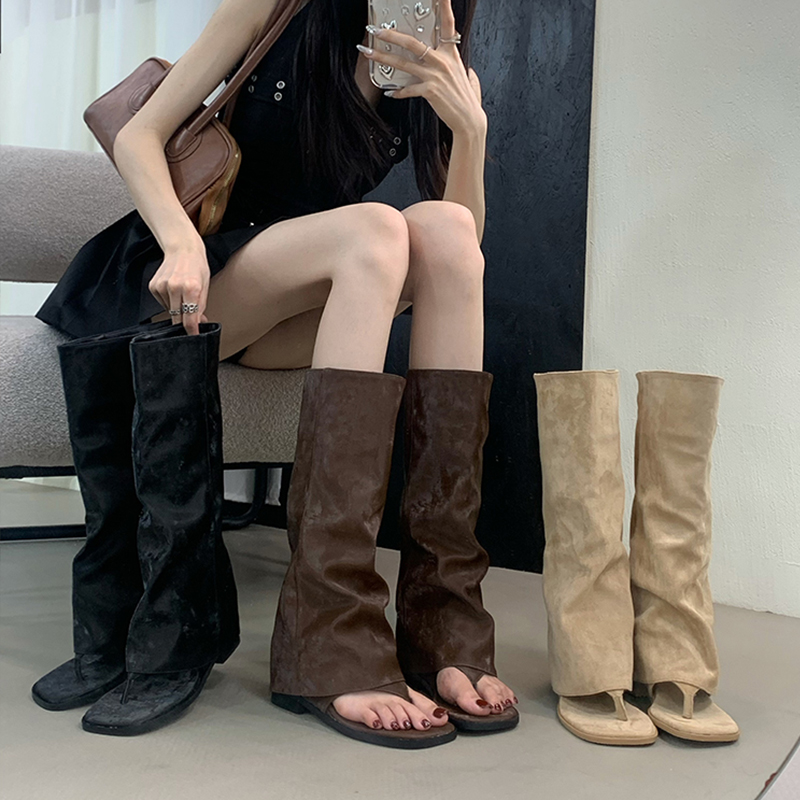 Women'S Fashion Korea - รองเท้าบูทผู้หญิงแบบโปร่ง ปลายกำมะหยี่ ความยาวระดับกลางน่อง แฟชั่นบูทสไตล์เกาหลี สำหรับฤดูใบไม้ผลิและฤดูใบไม้ร่วง บุด้วยหนัง