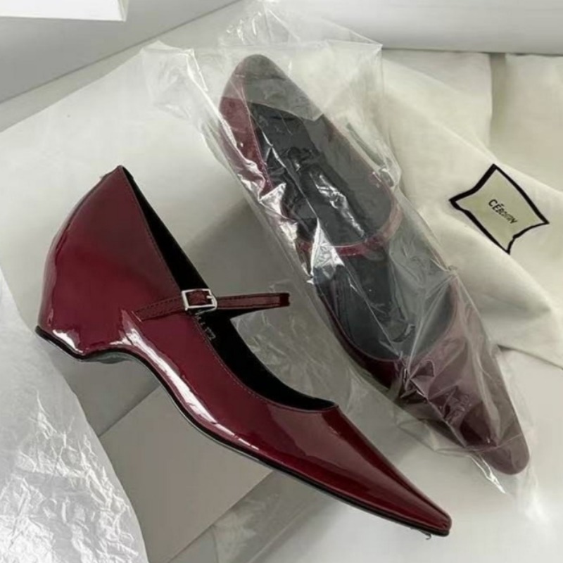 รองเท้าส้นเตารีดแบบแมรี่เจน ดี - Women'S Fashion Sandals บทวิจารณ์และราคา