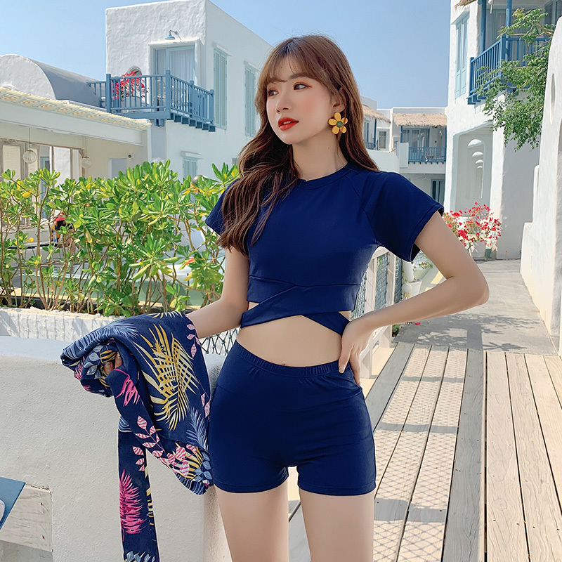 ชุดว่ายน้ำ 3 ชิ้น รุ่นใหม่ ปี  - Women'S Fashion Suit บทวิจารณ์และราคา