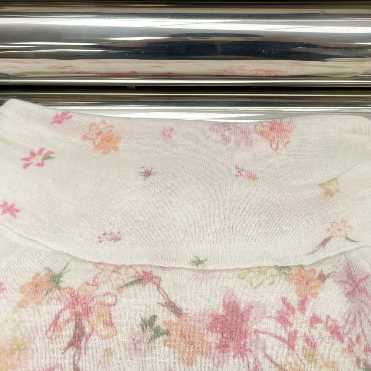 เสื้อสเวตเตอร์แขนยาวคุณภาพสูงส - Off Shoulder Top บทวิจารณ์และราคา