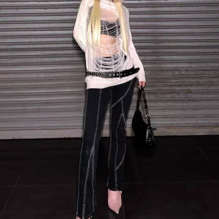 เสื้อสเวตเตอร์ไหมพรมแบบถอดคอได - Off Shoulder Top บทวิจารณ์และราคา