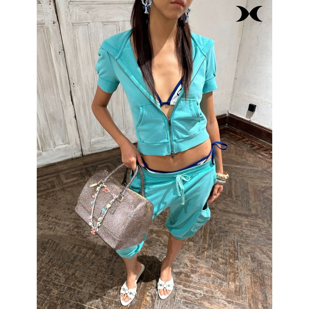 เสื้อฮู้ดซิปแขนสั้นสไตล์สาวสปอ - Women'S Fashion Suit บทวิจารณ์และราคา
